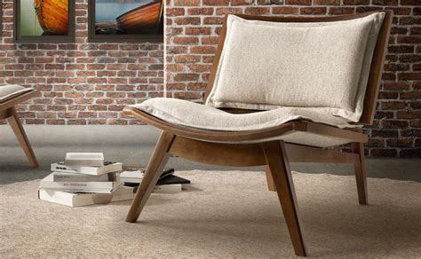 Dormire bene in ogni camera da letto non può mancare l'elemento. Poltronas Modernas para Sala e Quarto! - TC