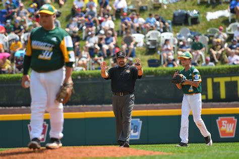 little league world series what s it like to umpire in williamsport a harrisburg native takes