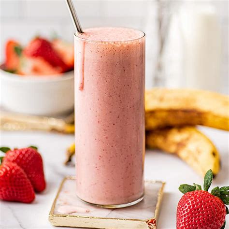 Strawberry Banana Smoothie Milkshake Recipe