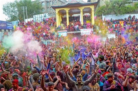 Holi 2018 India Celebrates Advent Of Spring With Myriad Colours