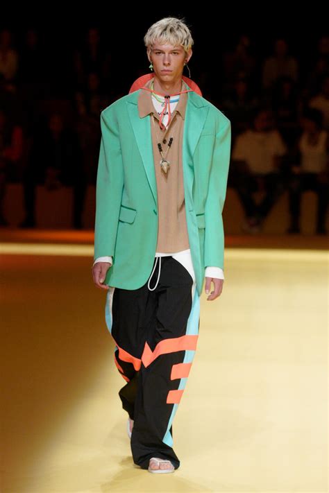 Dsquared2 Propone Tonos Suaves En Su Colección Spring Summer 2023 En La