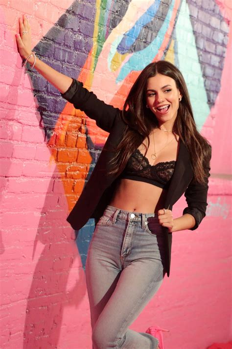 Victoria Justice Fappening Sexy At Pandora Street Of Love The Fappening