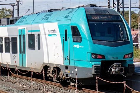 Check spelling or type a new query. Ja zum Tarifvertrag: Streik bei Eurobahn endgültig beendet