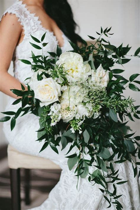 39 stunning greenery bouquet for your wedding mrs space blog