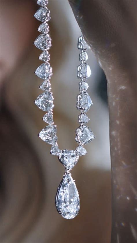 Quartz Crystal Necklace Gemstone Necklace Silver Bracelet Diamond