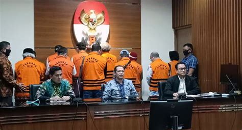 Diduga Terima Suap 11 Mantan Anggota DPRD Sumut Ditahan KPK