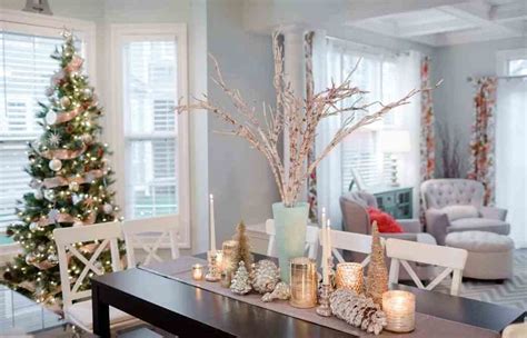A popular christmas pattern, plaid can be incorporated throughout your whole home. How to Decorate Your Home for Christmas - Don't Call Me Penny