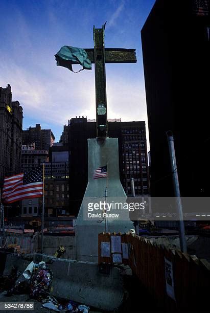 Cross At Ground Zero Photos And Premium High Res Pictures Getty Images