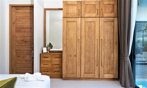 Wooden Almirah Designs For Bedroom Design Cafe
