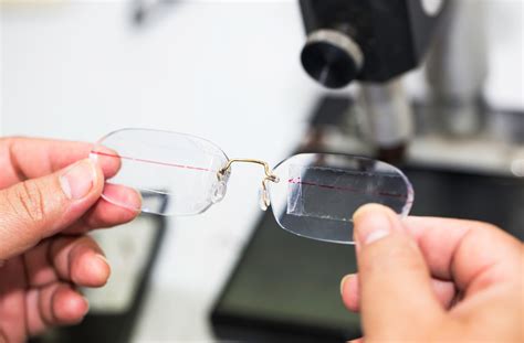 Bifocals, Trifocals, & Progressive Lenses: The Difference