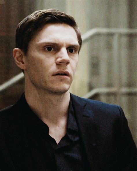 Evan Peters As Detective Colin Zabel In Mare Of Easttown 2021