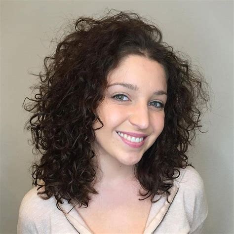 35 Modern Perm Hairstyles And How They Differ From The 80s Curls