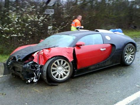 Crashed Bugatti Veyron Bugatti Veyron Bugatti Car Fails