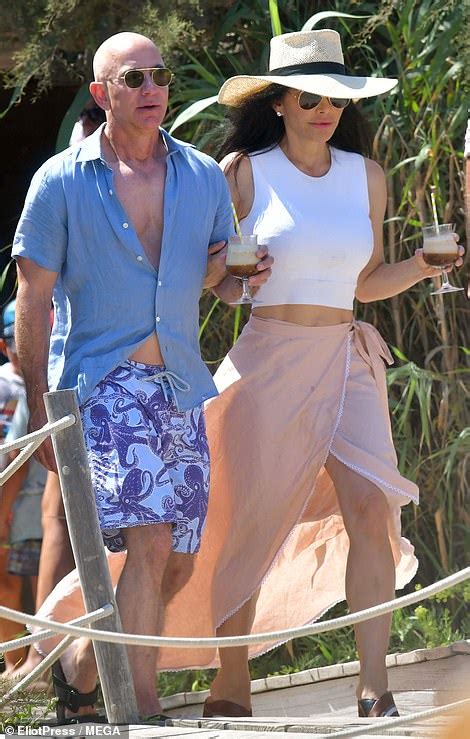 Jeff Bezos Bares His Chest As He Boards Yacht With Girlfriend Lauren