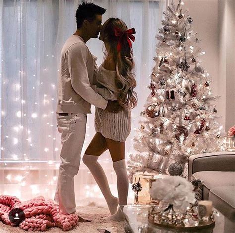 Leaving a bit of sparkle everywhere i go ✨. 31 Very Merry Christmas Photo Ideas for Couples - Today We ...
