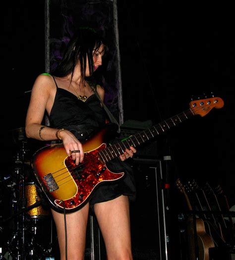 catherine popper bass music guitar girl female guitarist