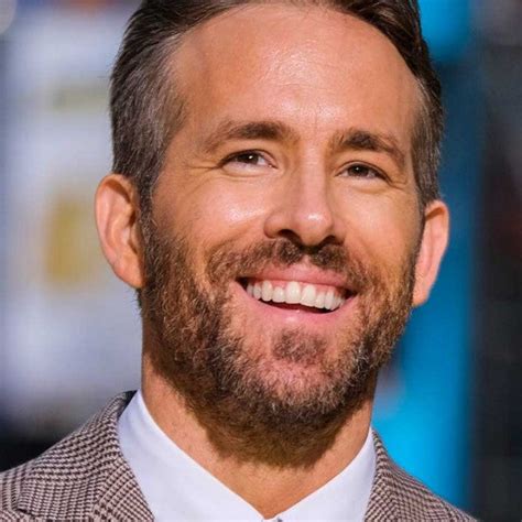 Ryan Reynolds Exclusive Interviews Pictures And More Entertainment