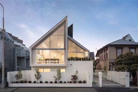 Salisbury Townhouses By Warren And Mahoney Facade House Architecture
