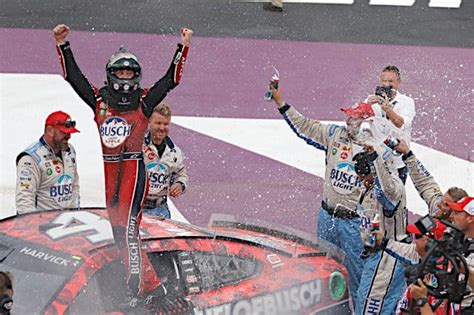 Kevin Harvick Breaks Winless Streak With Michigan Victory