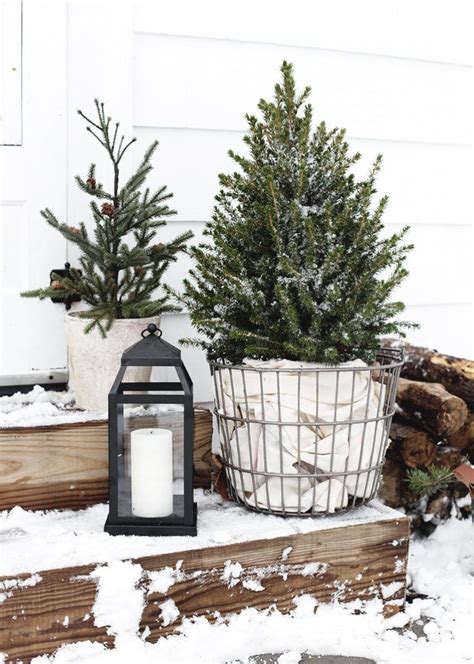 40 Fabulous Christmas Patio Decor Ideas Pimphomee