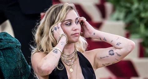 Best Miley Cyruss Tattoo Ideas And Designs Trending Tattoo