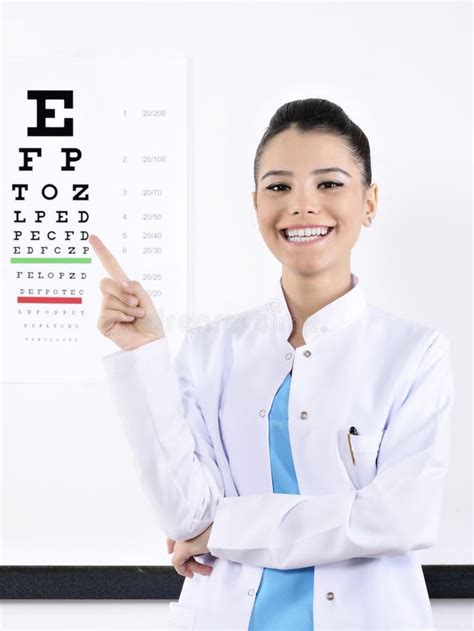 355 Optometrist Showing Eye Chart Stock Photos Free And Royalty Free