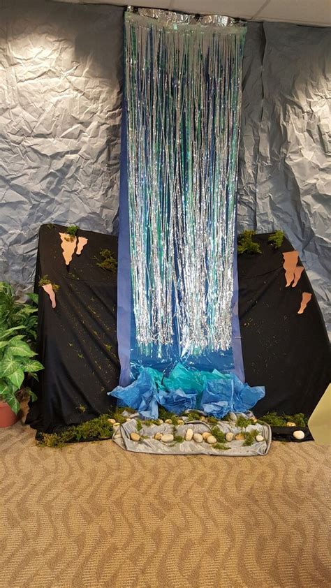 Cave Quest Vbs Waterfall Paper And Door Hanging Streamers From Party
