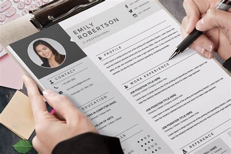 These resume templates are completely free to download. Finance Manager Resume Example - CV Sample for Word to ...