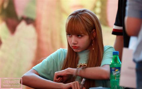 180708 · Blackpink Lisa Entertainment 11 Februari