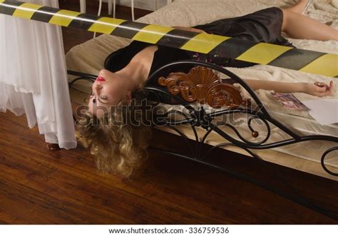 Crime Scene Simulation Lifeless Woman Lying Foto Stock 336759536