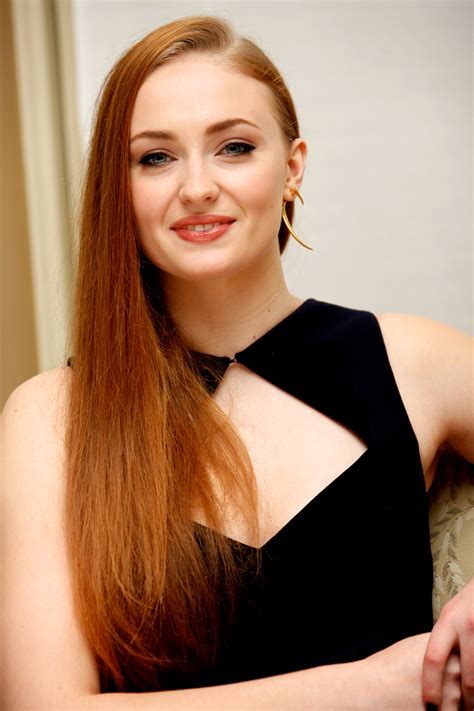 Sophie Turner Actress Photo 494 Of 839 Pics Wallpaper Photo