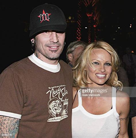 Tommy Lee And Pamela Anderson Stockfotos En Beelden Getty Images