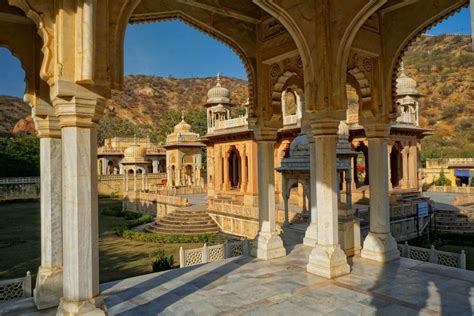 6 Most Famous Temples In Jaipur Worth Visiting Sweetannu