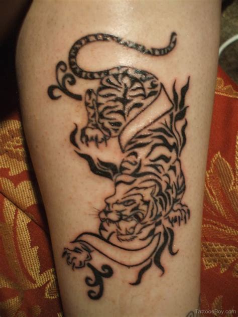 Stylish Tiger Tattoo On Leg Tattoos Designs