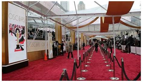 how to craft red carpet
