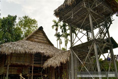 Kampung cina adalah suatu kawasan yang mayoritas penghuninya adalah masyarakat tionghoa. Tempat Menarik: Muzium Sabah, Kota Kinabalu, Sabah ...