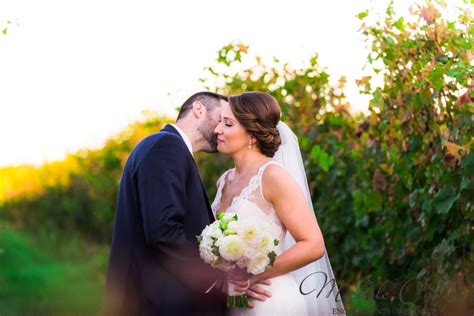 Saltwater Farm Vineyard Stonington Ct Wedding Morgan