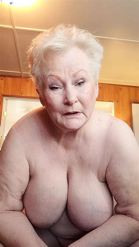 nasty granny showing off her fat pussy as she rubs it with a dildo xhamster