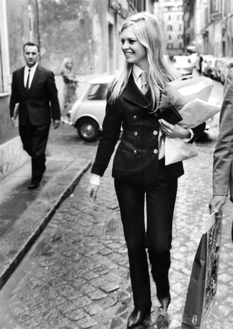 The Brigitte Bardot Look Book Iconic Women Brigitte Bardot Fashion