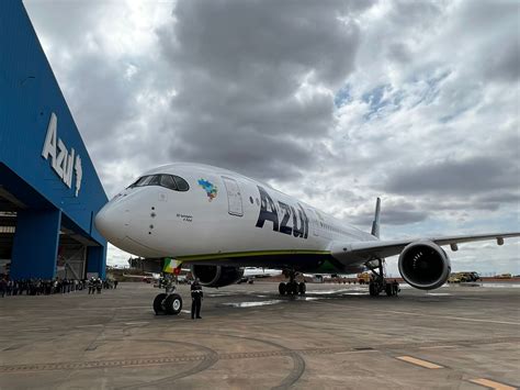 Viajando Na Web Com Arthur Azul Incorpora O Primeiro Airbus A350 De