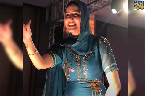 Haryanvi Song Sapna Choudharys Hot Dance Gets Viral Watch