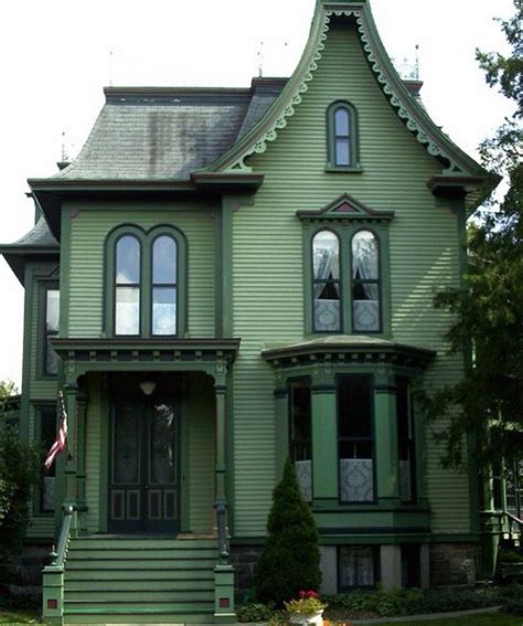 Green Victorian Victorian Homes Victorian Style Homes House Exterior