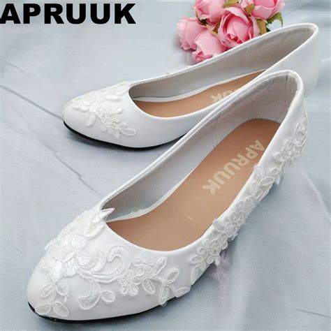 Buy Low Heel Lace Wedding Shoes Bride White Color