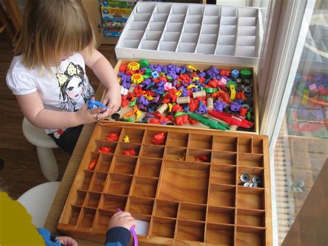 Sorting Tray | Diy montessori materials, Preschool sorting ...