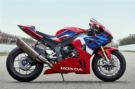 While the cbr hasn't tasted much success lately, the. 2020 Honda CBR1000RR-R SP Fireblade high res images ...