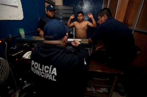 Mexican Mayors Revamp Local Police Forces The New York Times