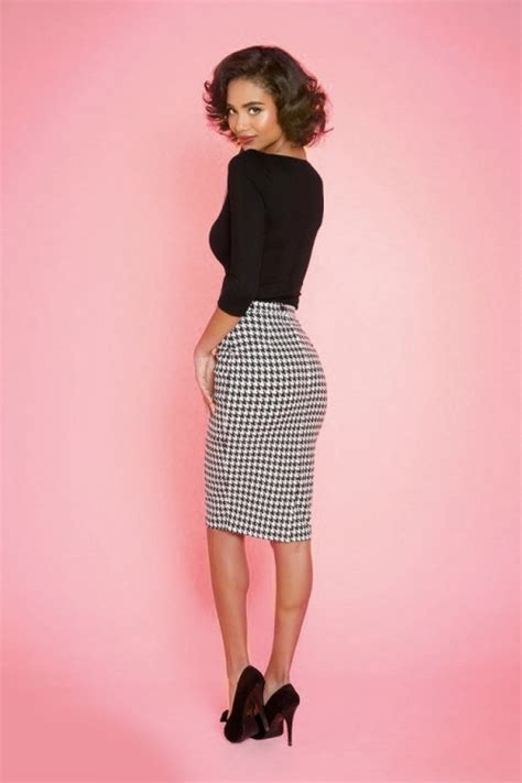 50s Perfect Pencil Skirt In Houndstooth