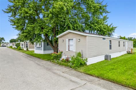 Manufactured And Mobile Homes In Fort Wayne In Cedarwood Trails