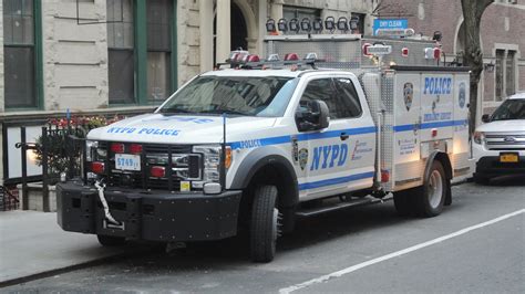 New York Police Department Nypds 12th Precinct Emergency Flickr