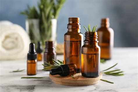 The essential oils penetrate into the scalp to promote hair growth and thickness. 15 Essential Oils For Hair Growth In 2021 (Natural Oil Remedy)